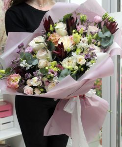 Сделайте свою женщину счастливой с выбором цветов на Makilove.ru