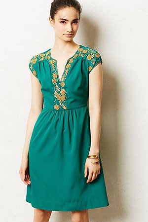 Платье сине-зеленого оттенка