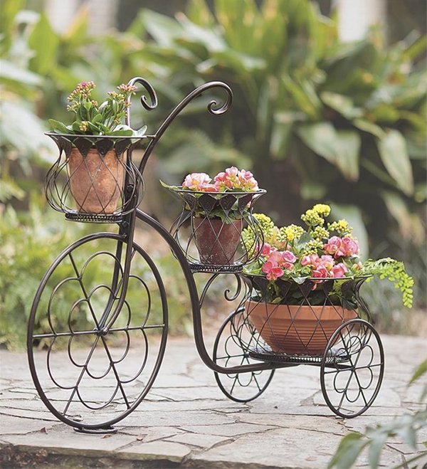 Подставка под цветы в виде велосипеда